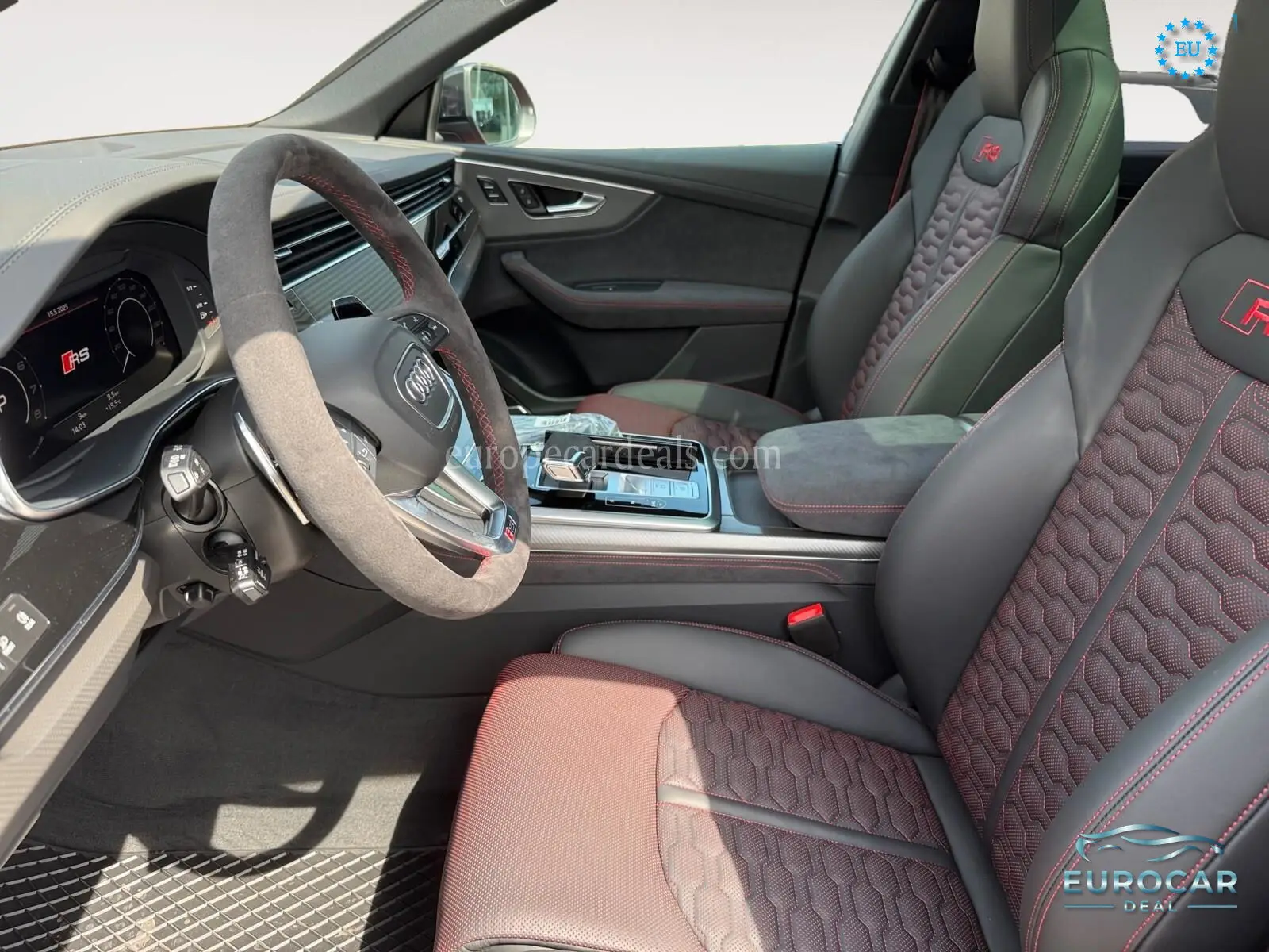 Audi RSQ8
