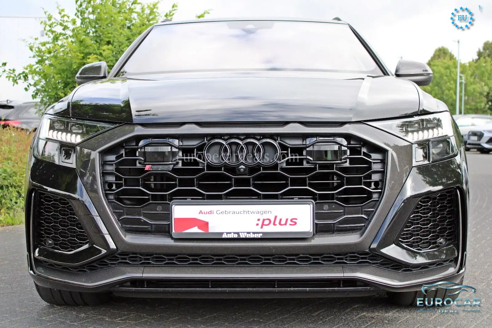 Audi RSQ8