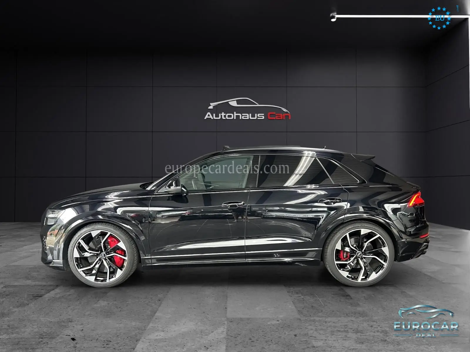 Audi RSQ8