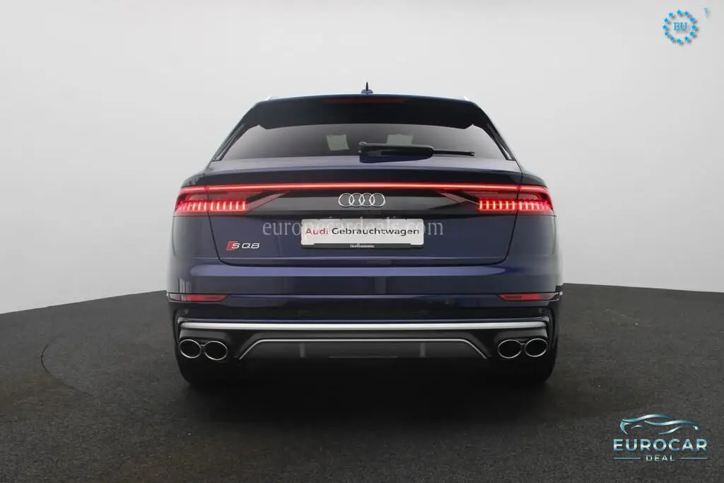 Audi SQ8