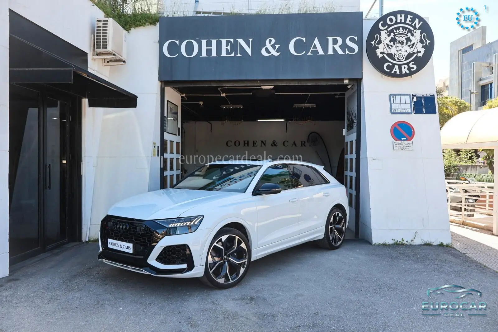 Audi RSQ8