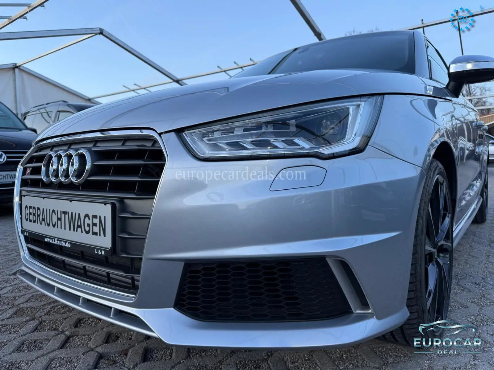 Audi S1