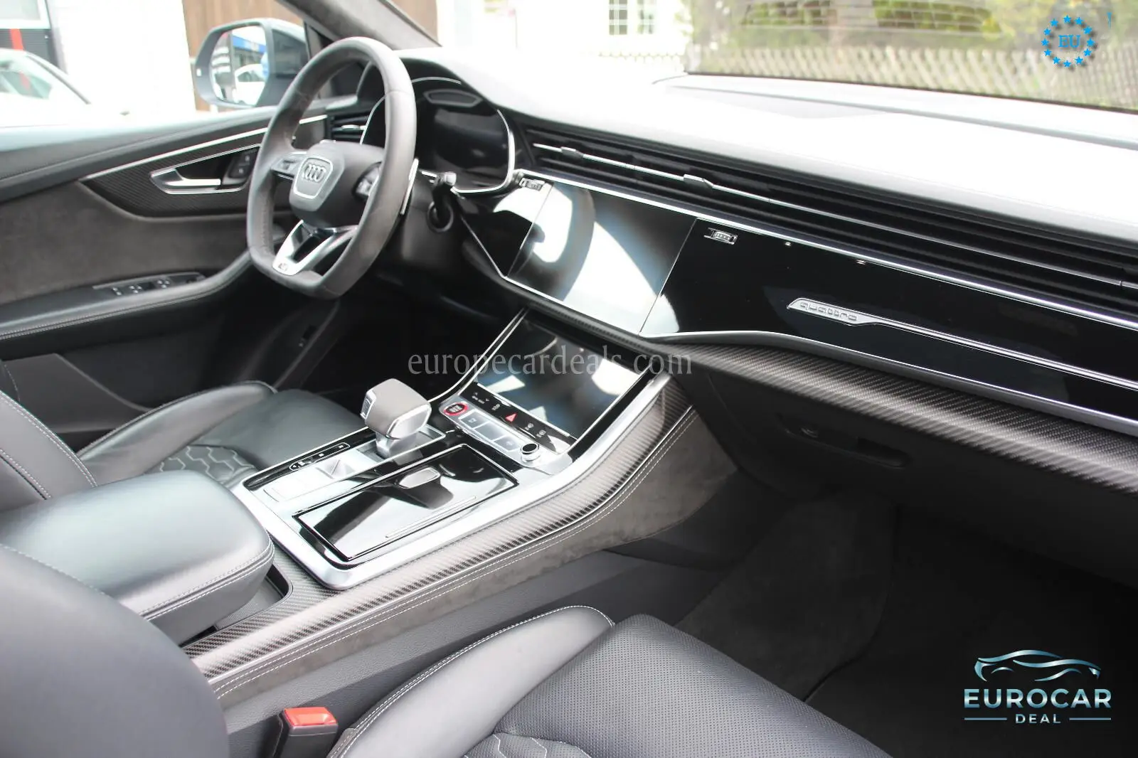 Audi RSQ8