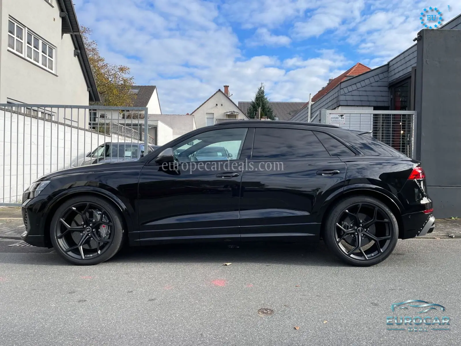 Audi RSQ8