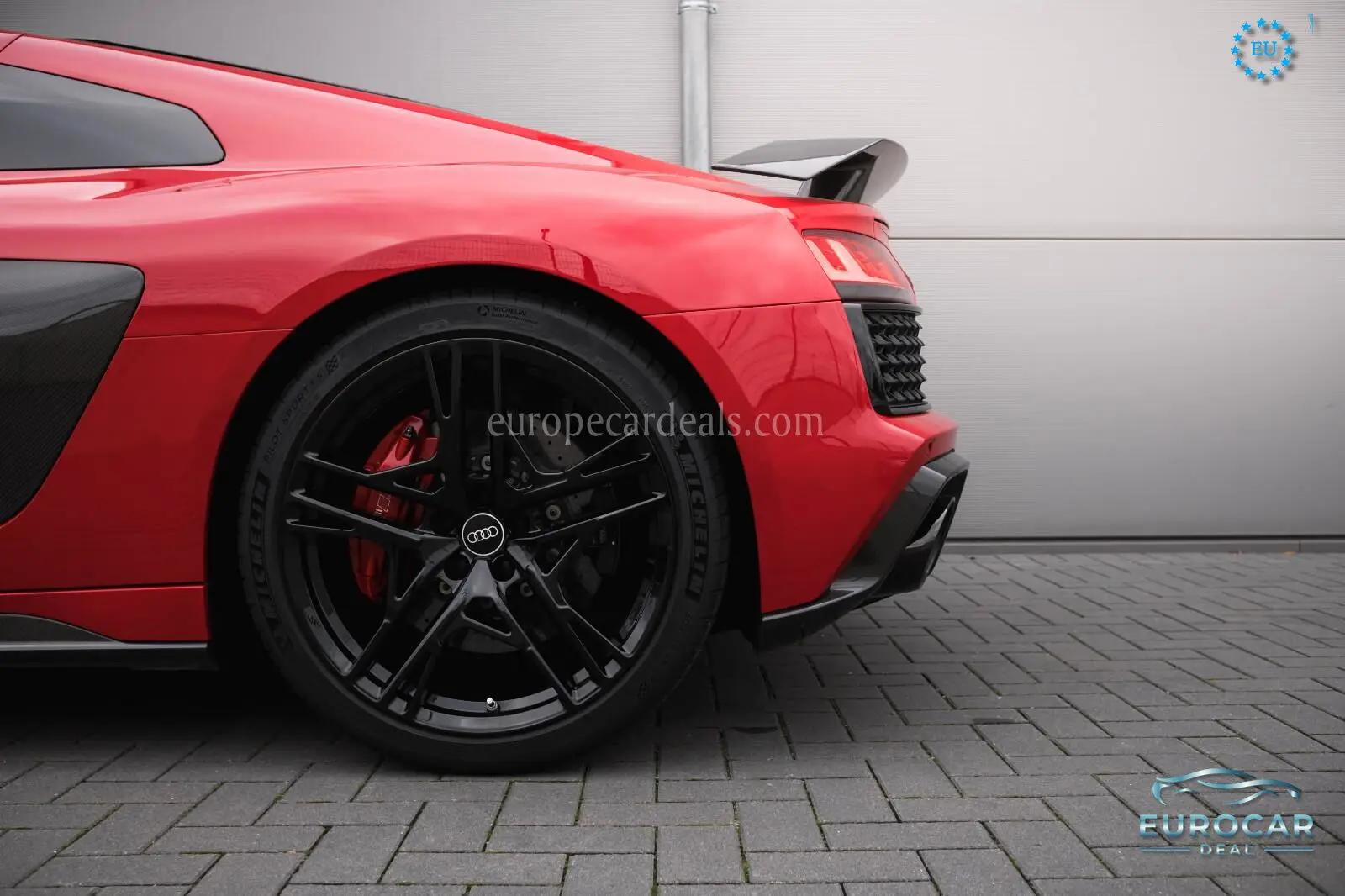 Audi R8