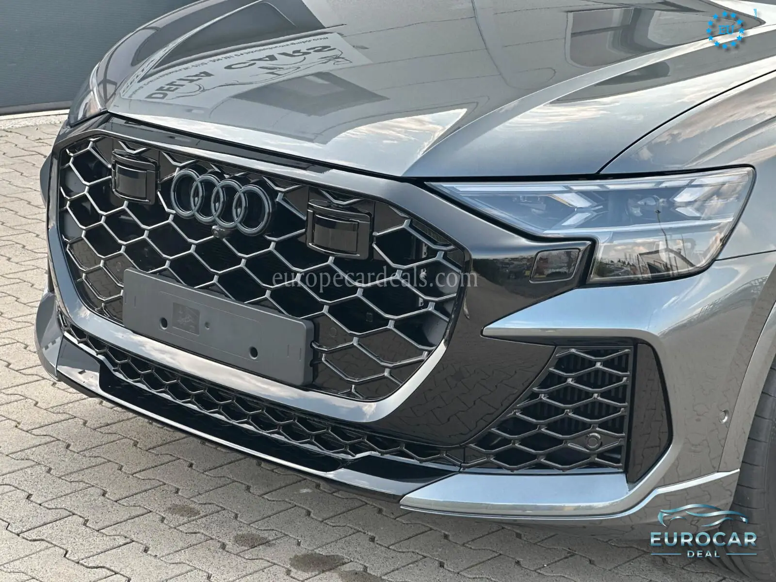 Audi RSQ8