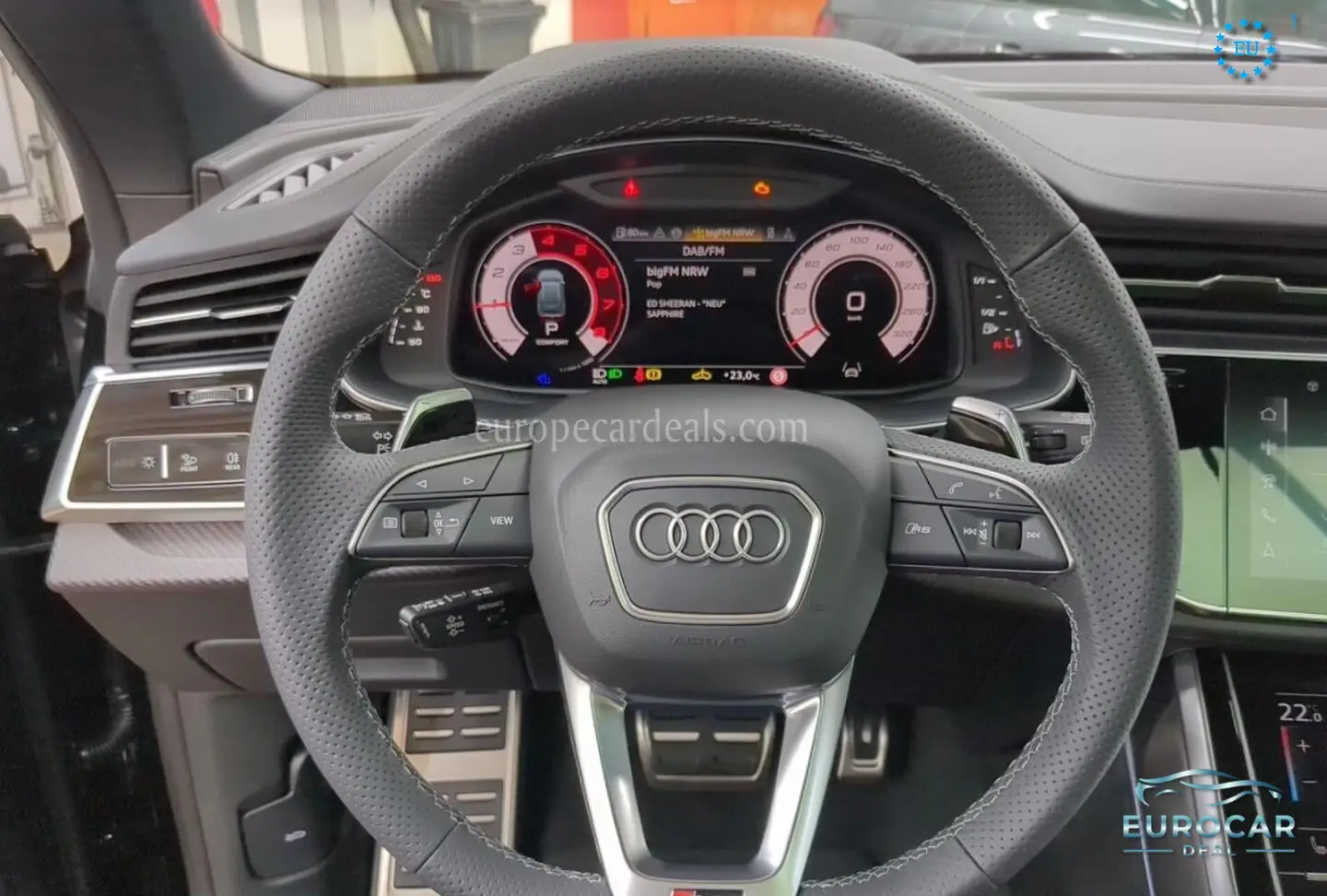 Audi RSQ8
