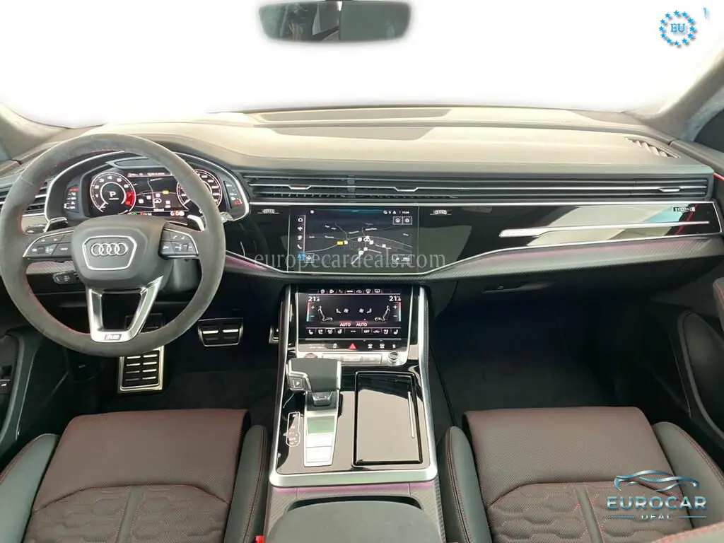 Audi RSQ8