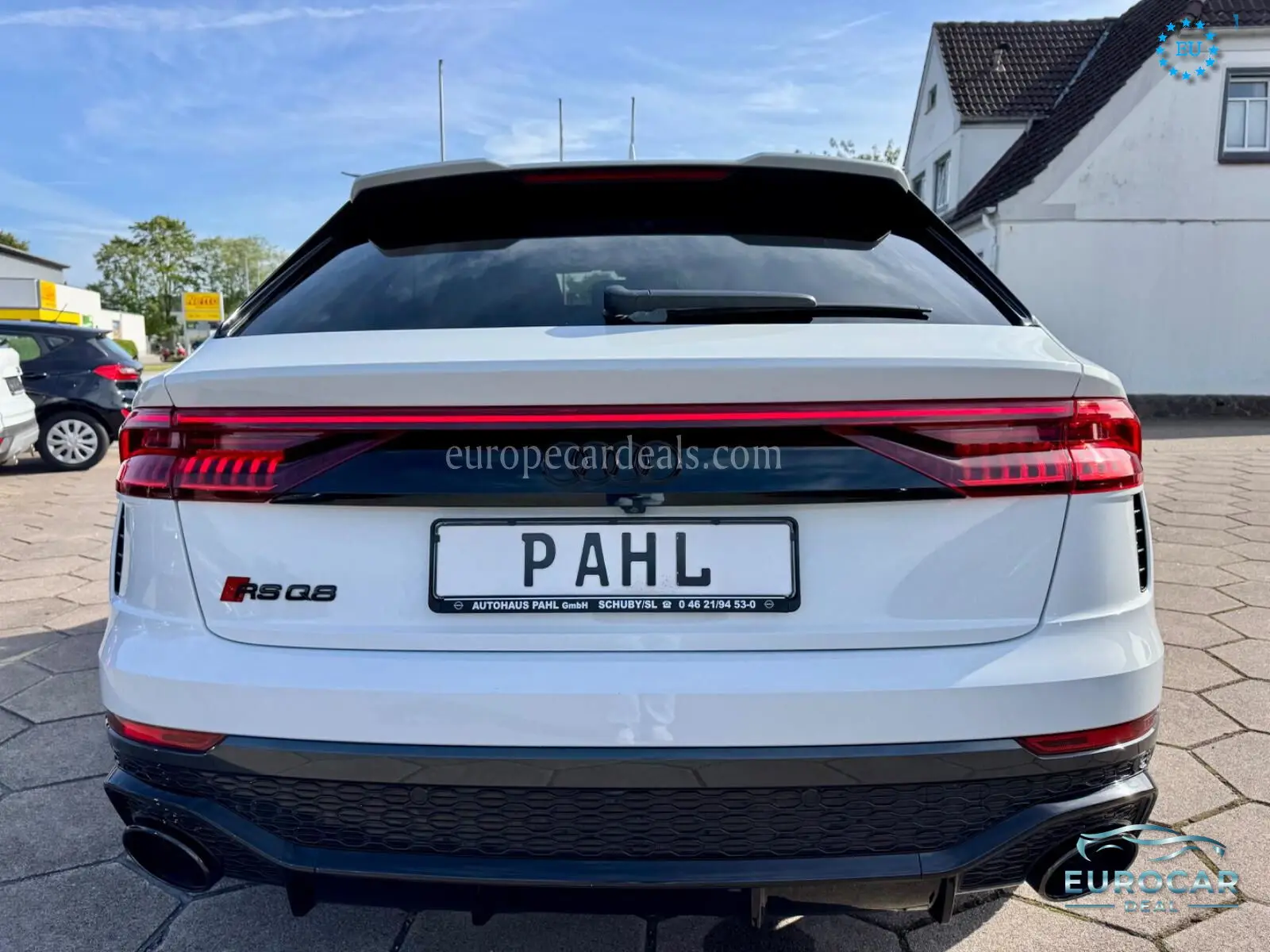 Audi RSQ8
