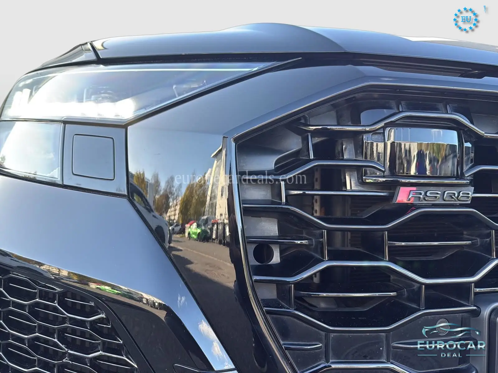 Audi RSQ8