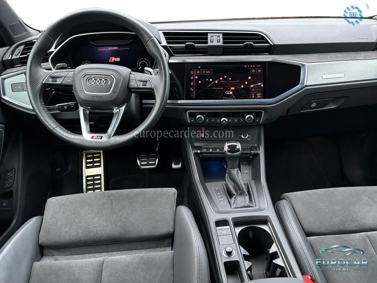 Audi RSQ3