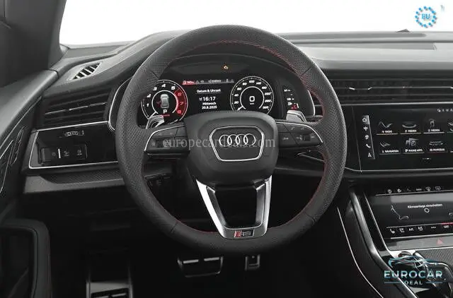 Audi RSQ8