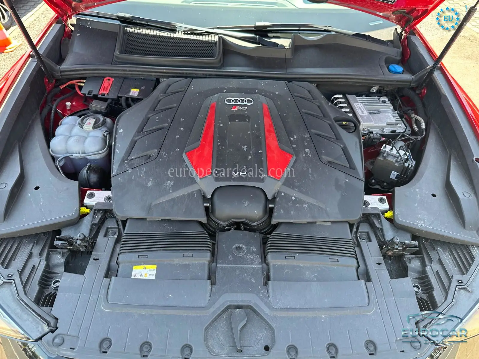 Audi RSQ8