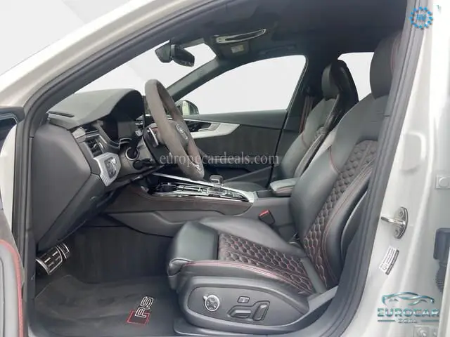 Audi RS4
