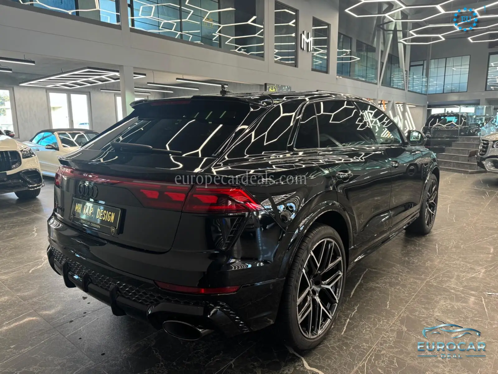Audi RSQ8