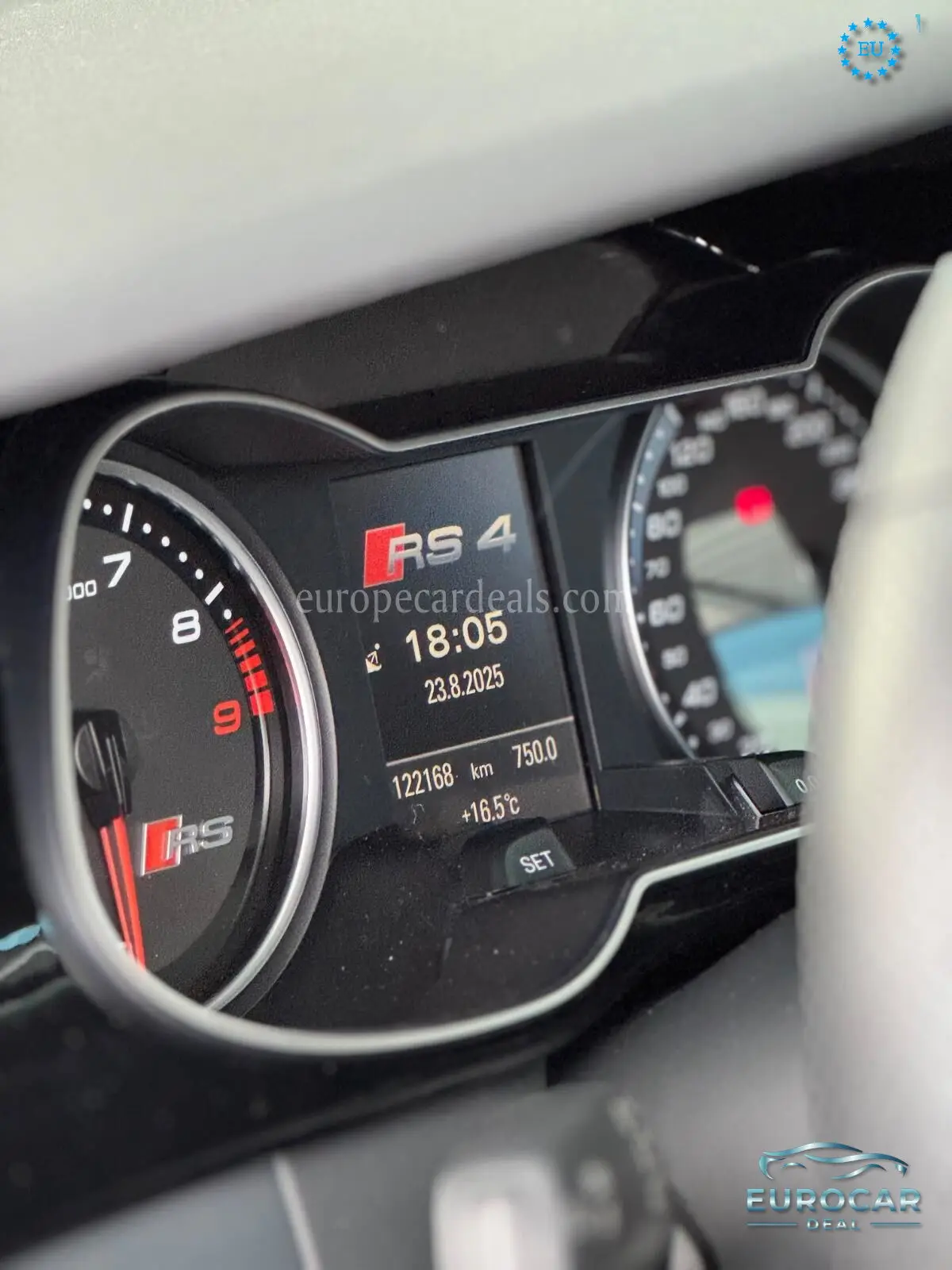 Audi RS4