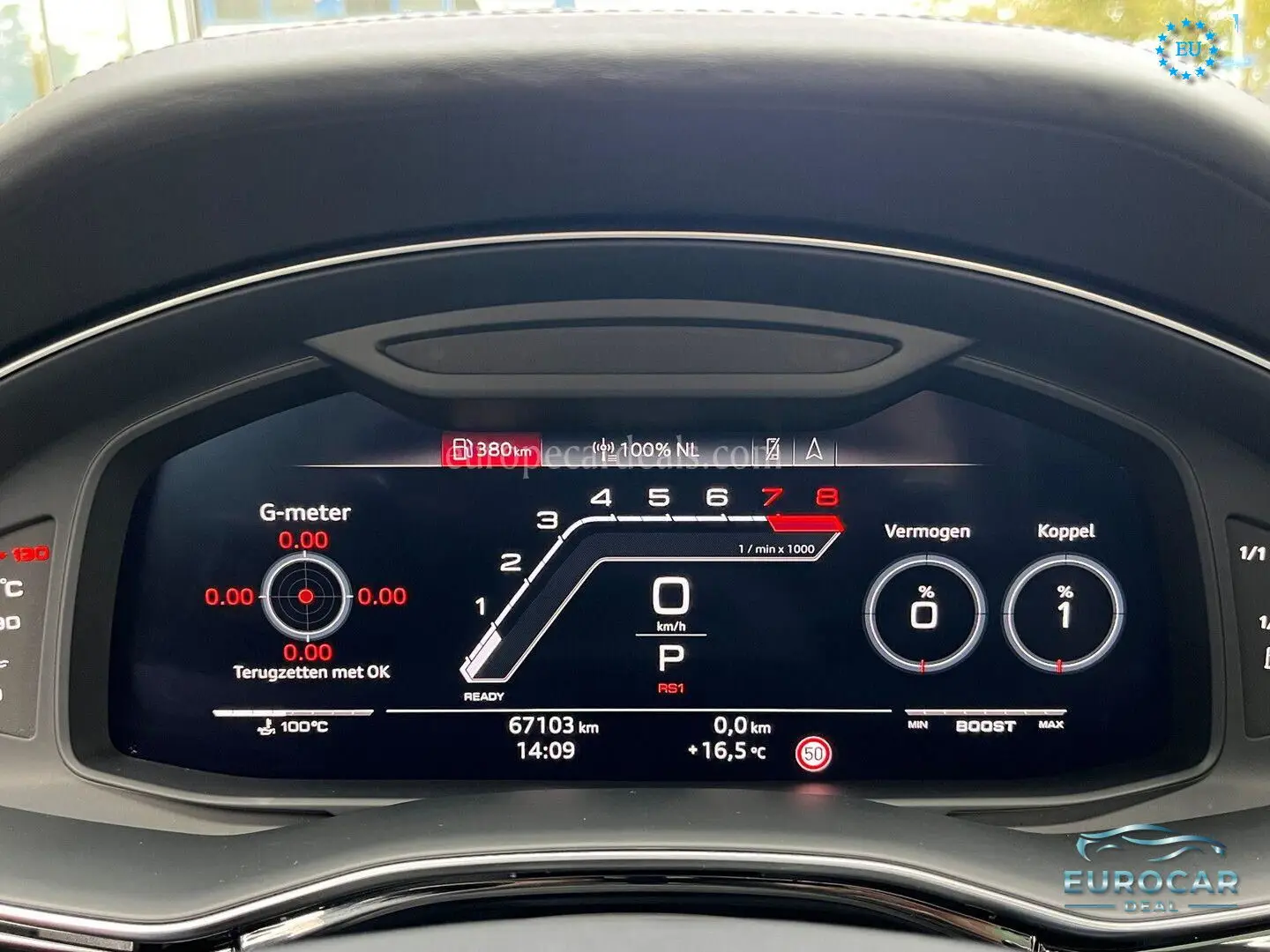 Audi RSQ8