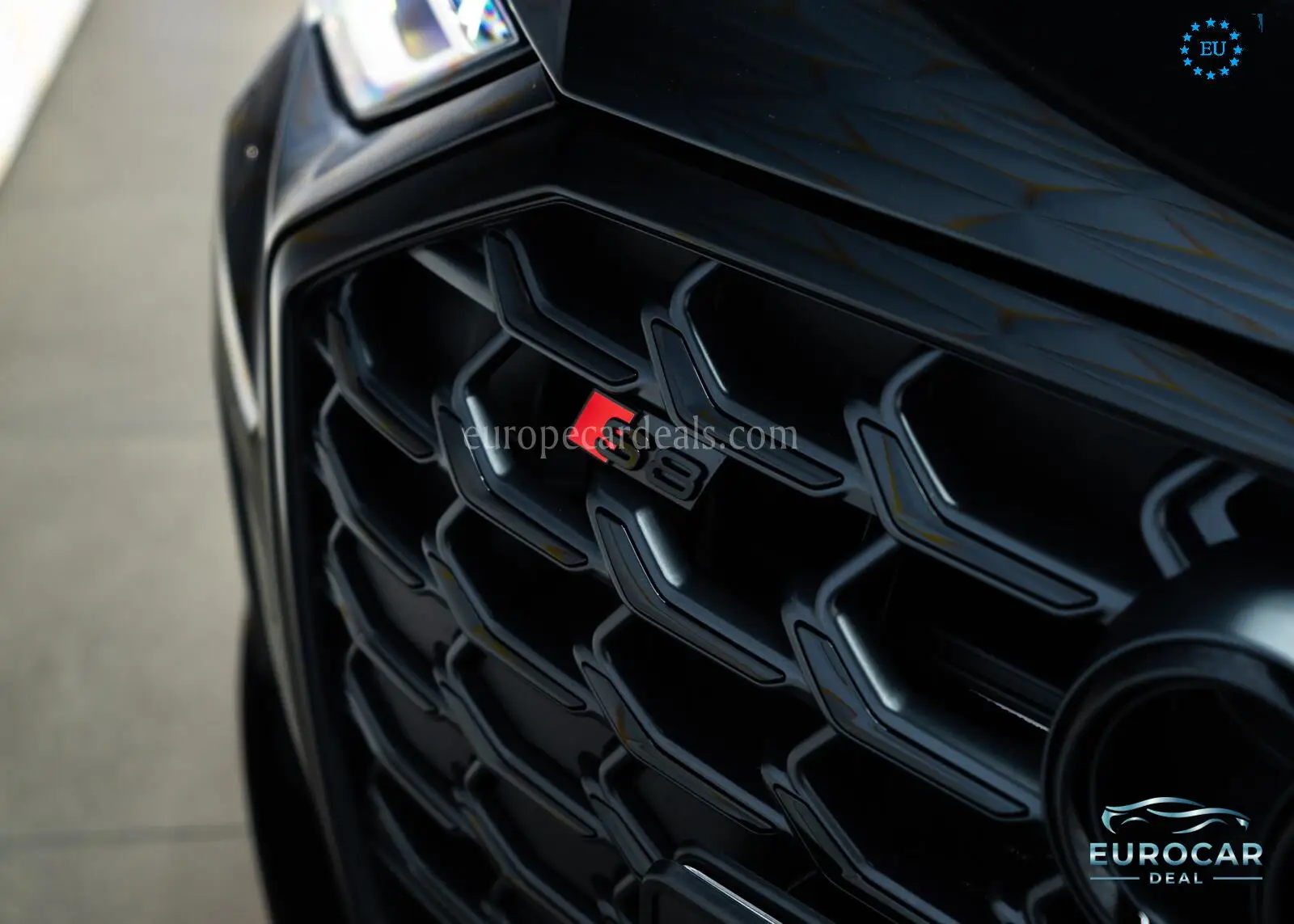 Audi S8
