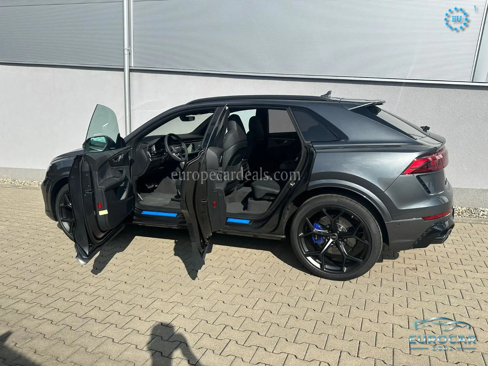 Audi RSQ8