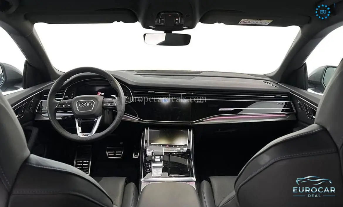 Audi RSQ8