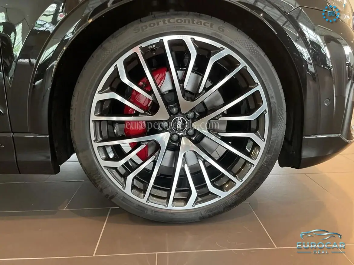 Audi SQ8
