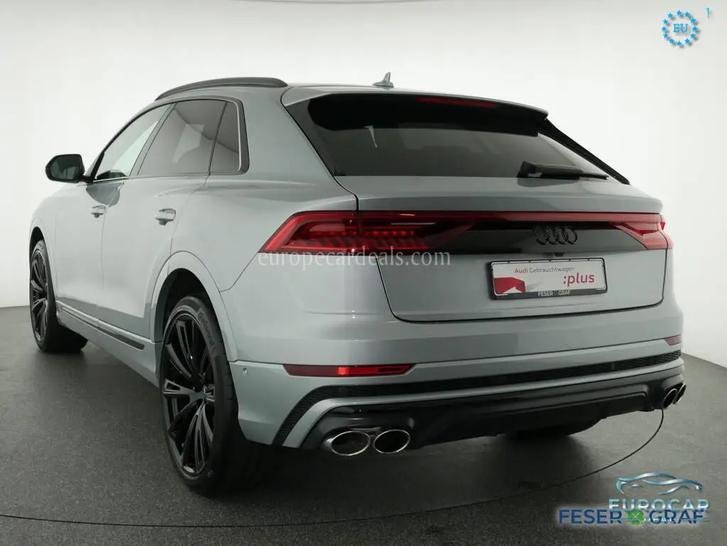 Audi SQ8