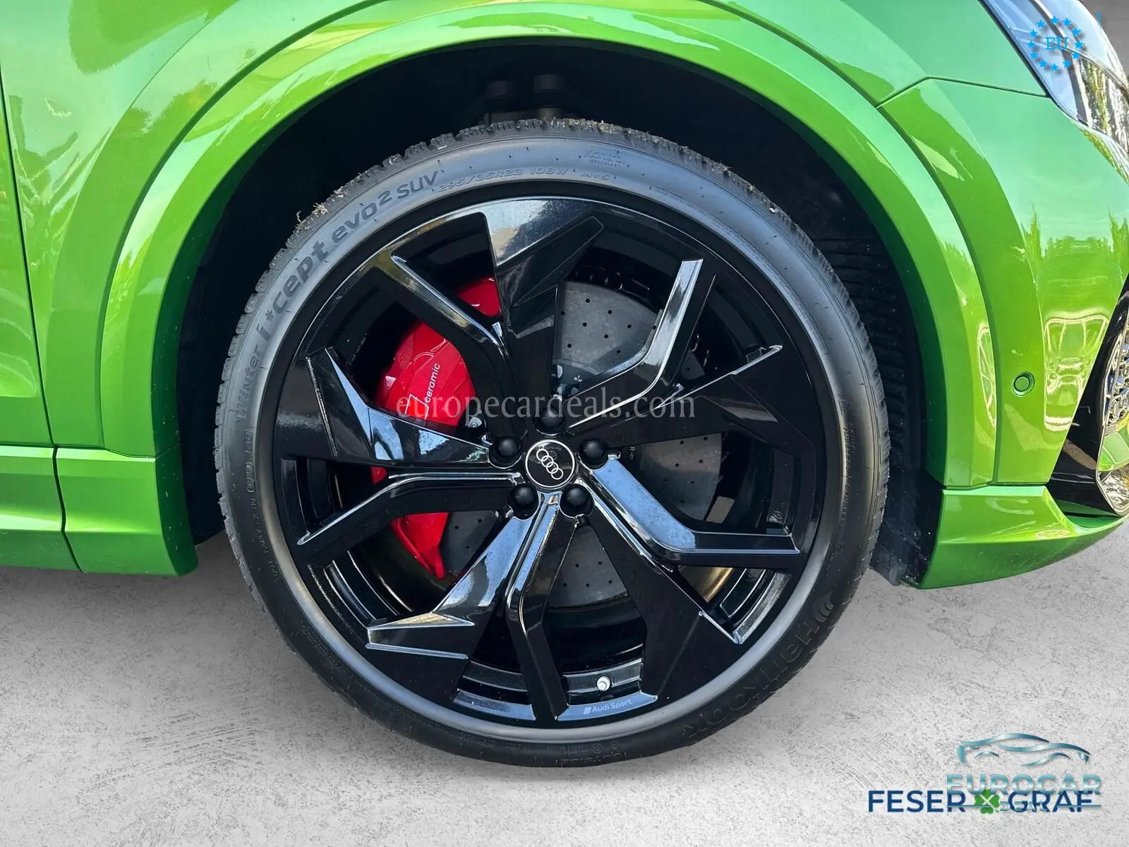 Audi RSQ8