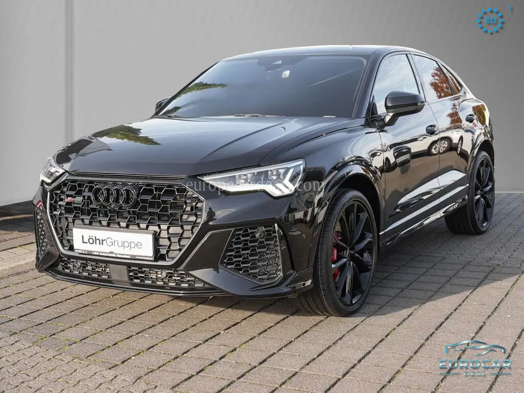 Audi RSQ3