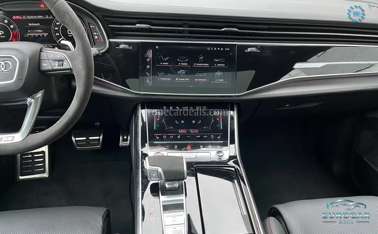 Audi RSQ8