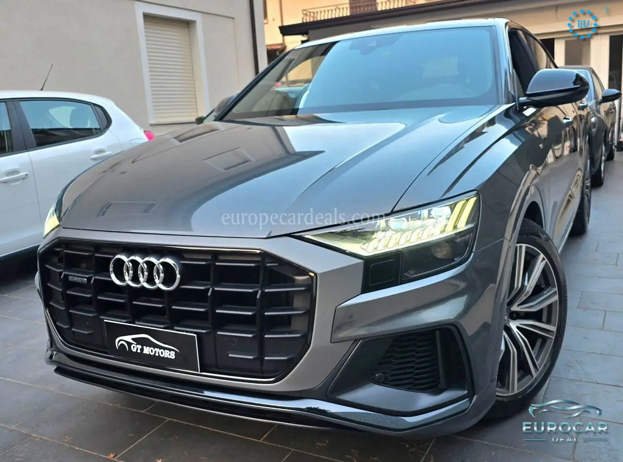 Audi Q8