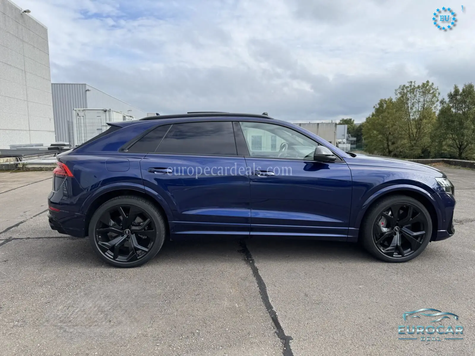 Audi RSQ8