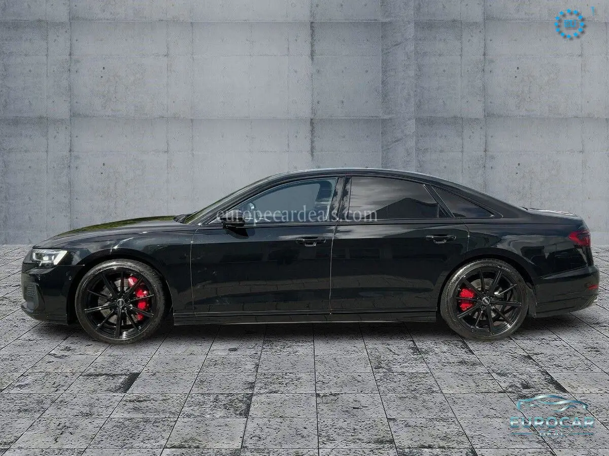 Audi S8