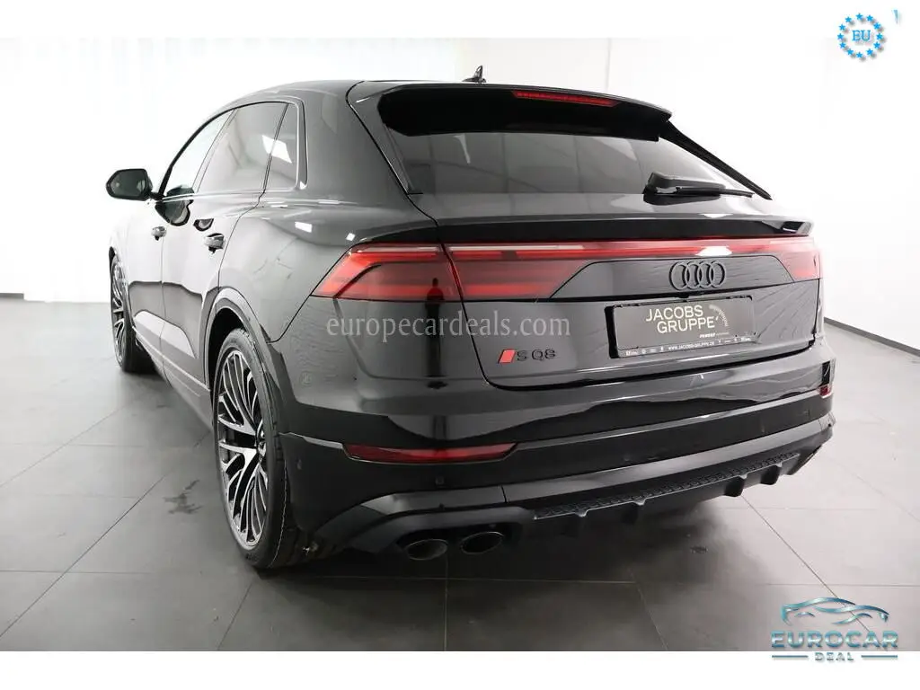 Audi SQ8