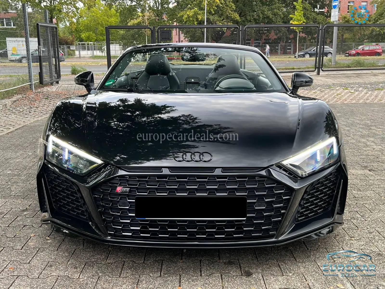 Audi R8