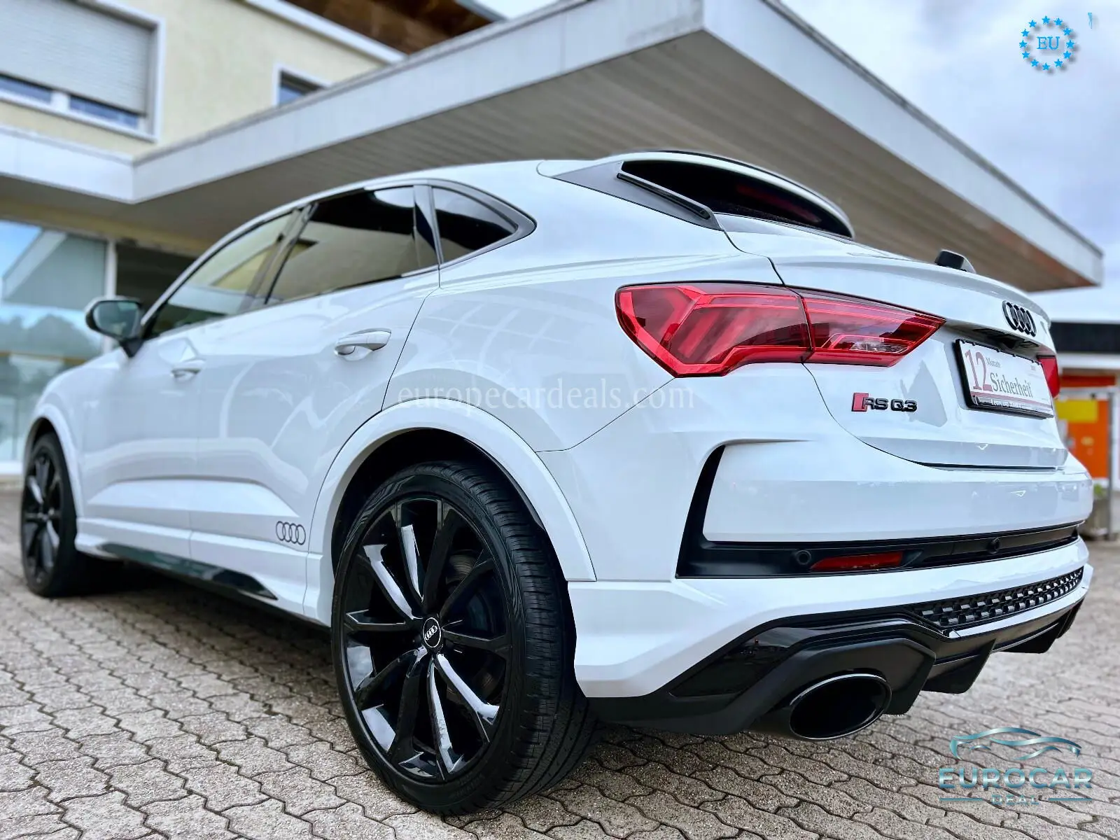 Audi RSQ3