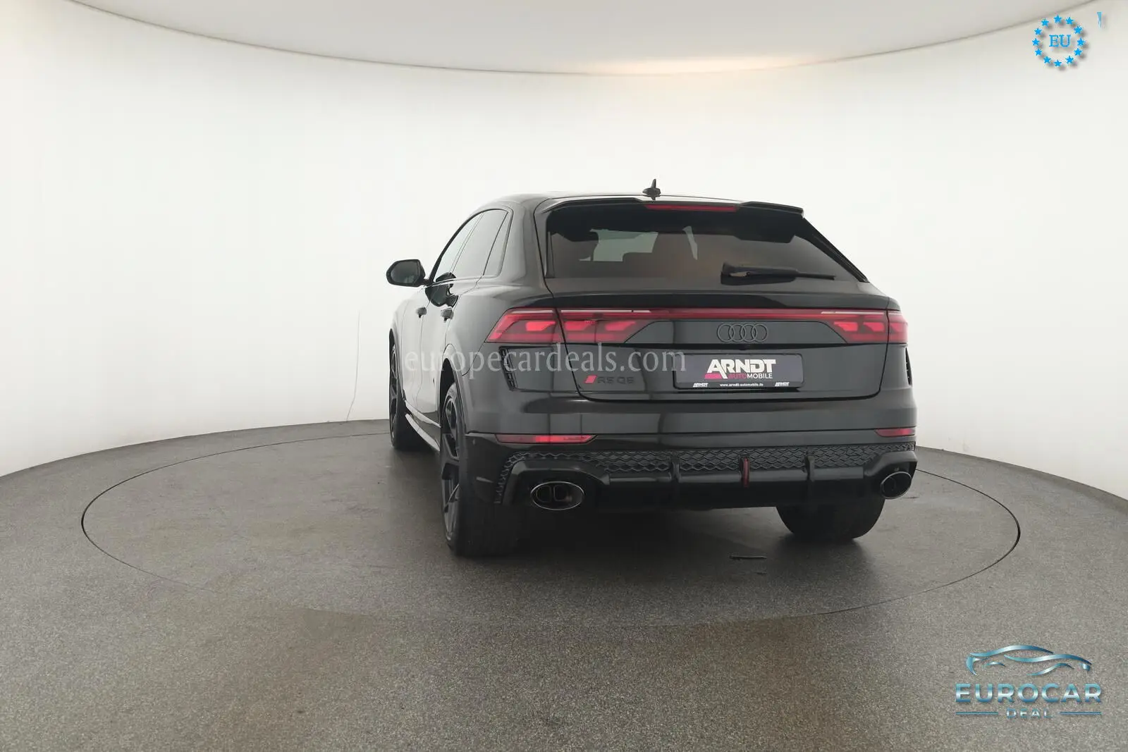 Audi RSQ8
