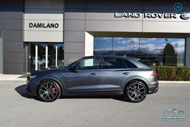 Audi Q8