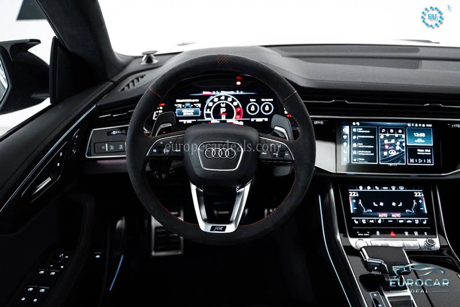 Audi RSQ8