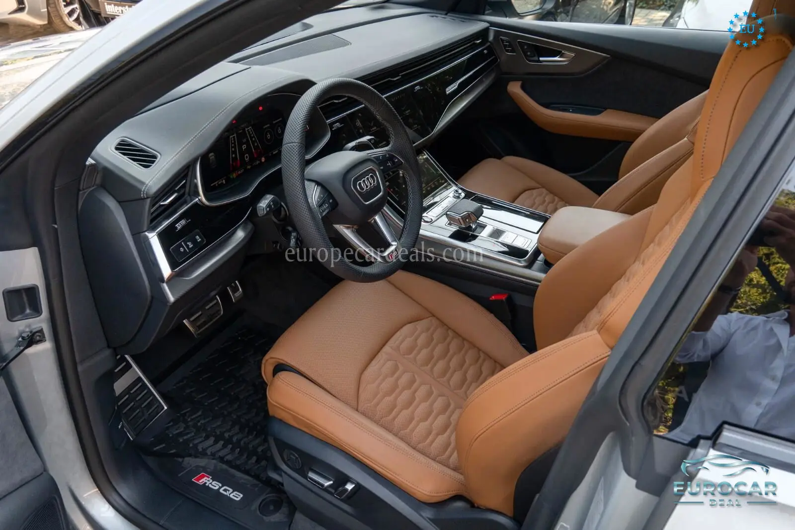 Audi RSQ8