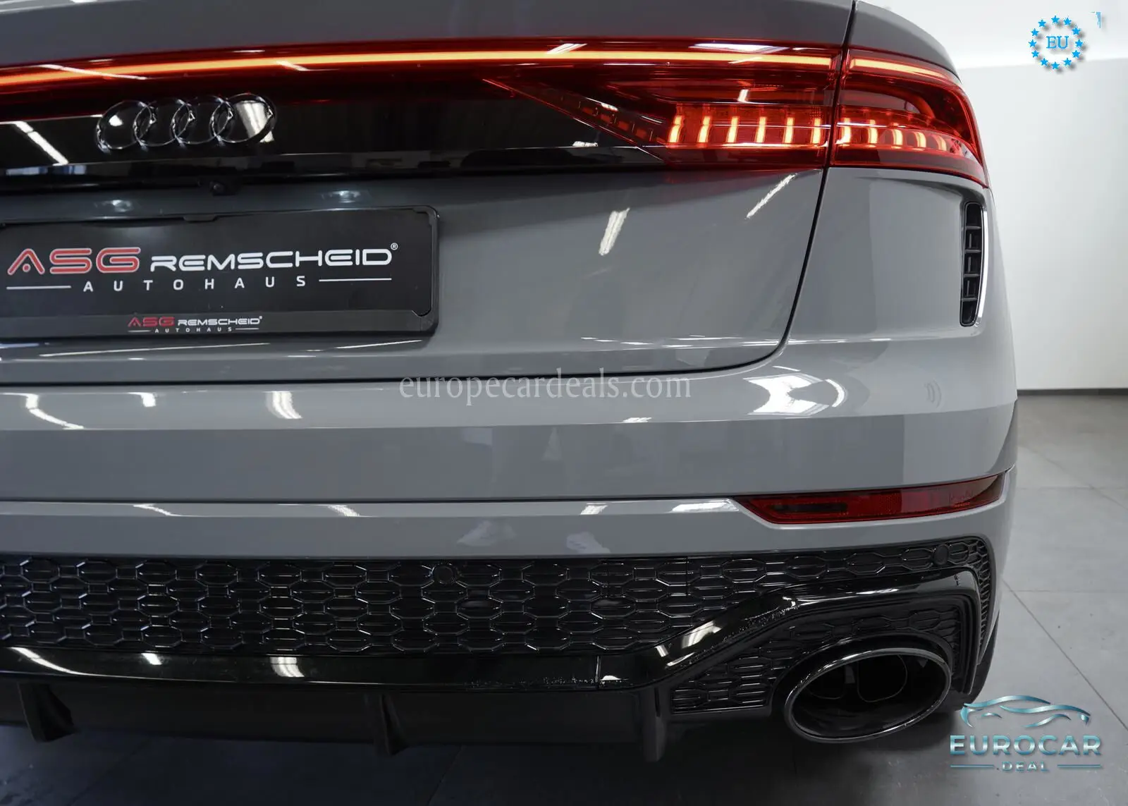 Audi RSQ8