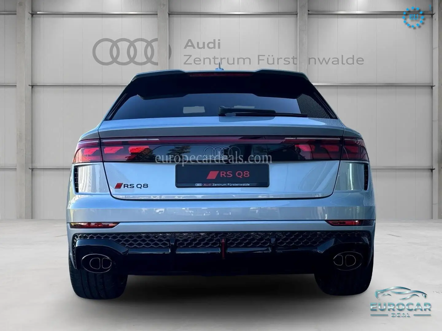 Audi RSQ8
