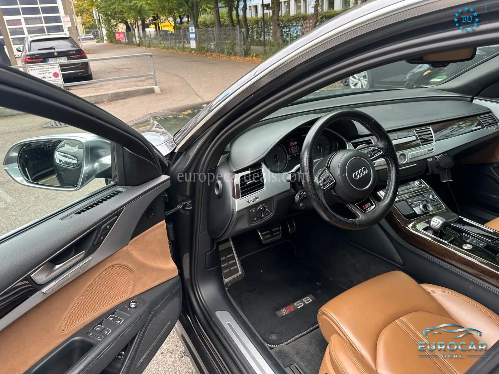Audi S8