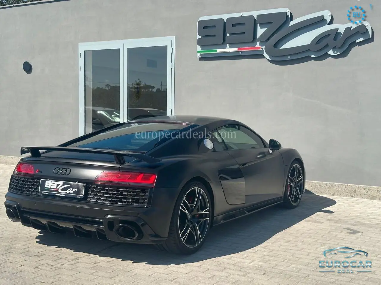 Audi R8