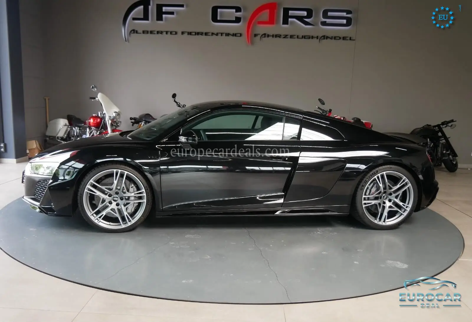 Audi R8