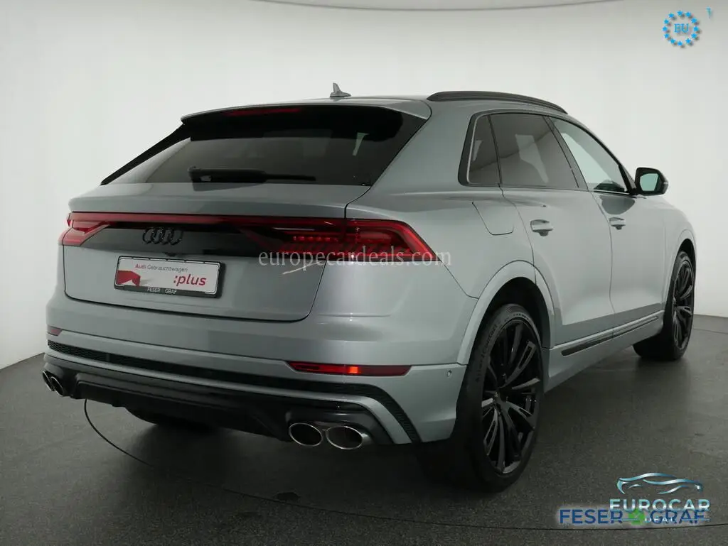 Audi SQ8