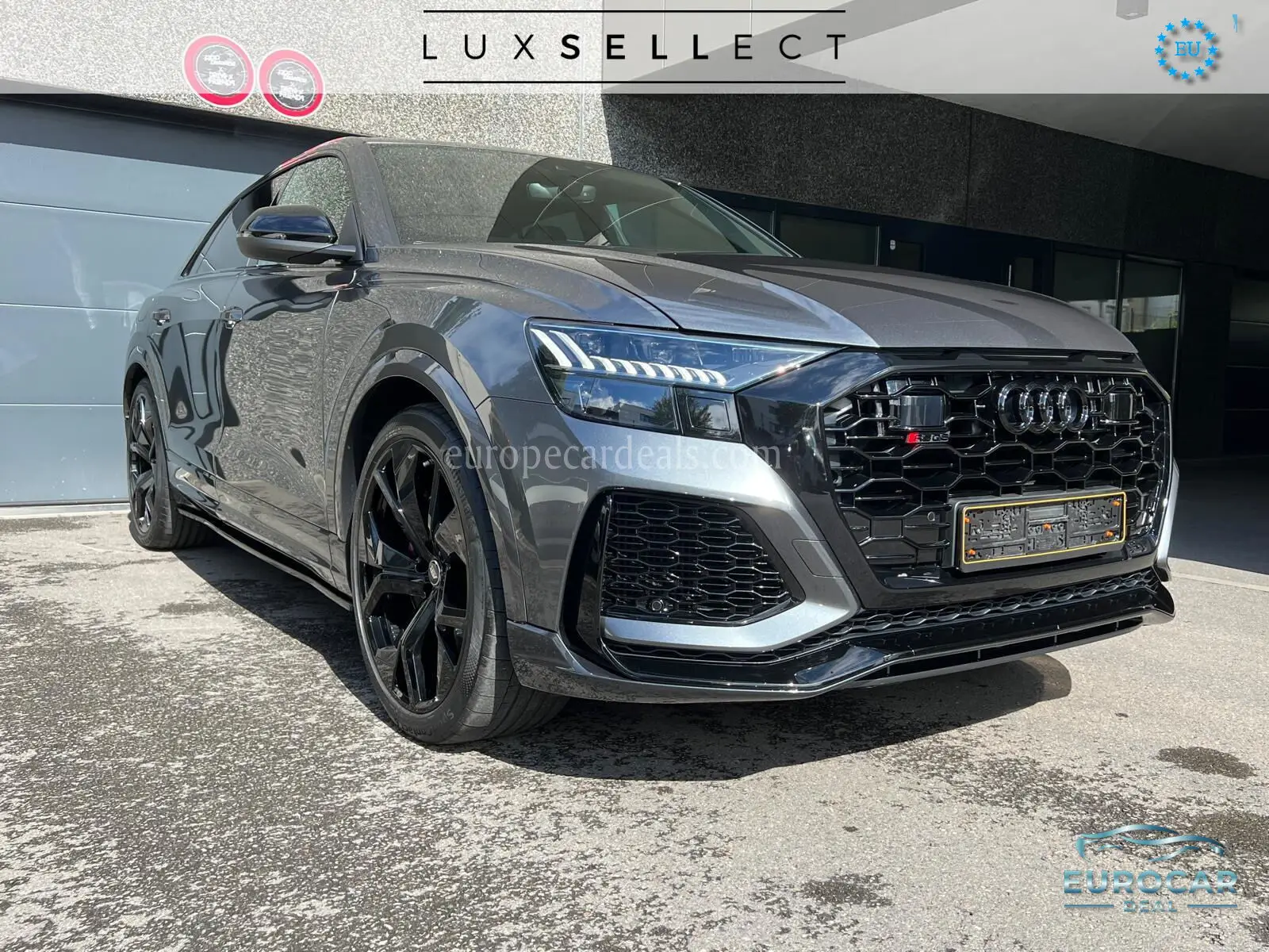 Audi RSQ8
