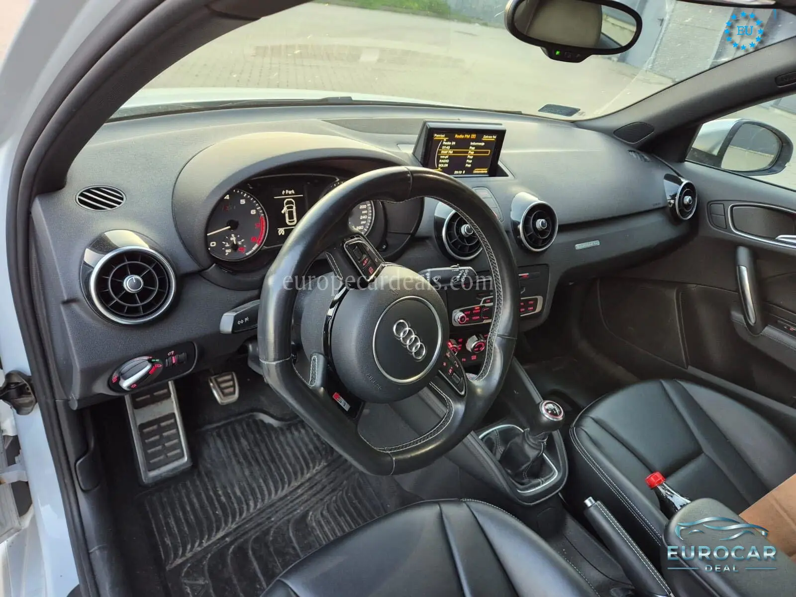 Audi S1