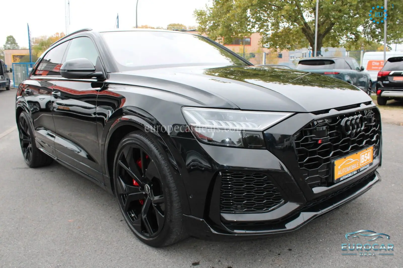 Audi RSQ8