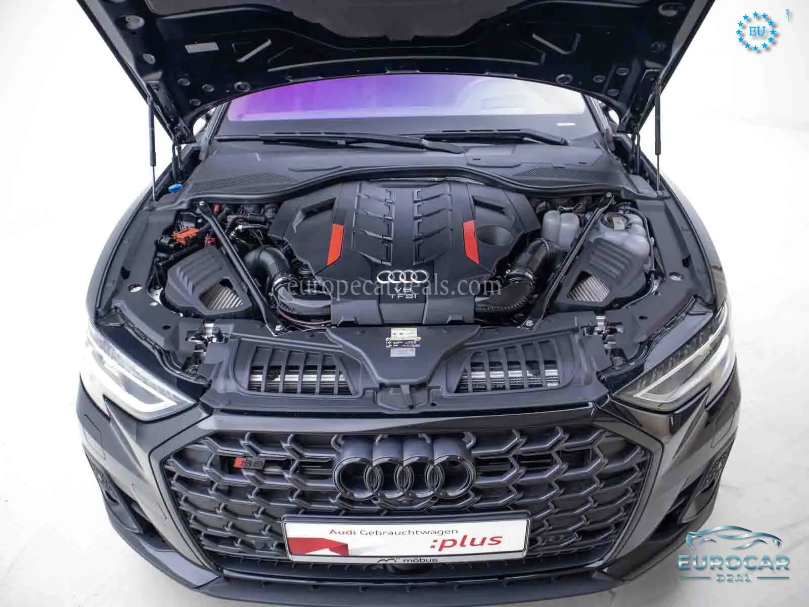 Audi S8