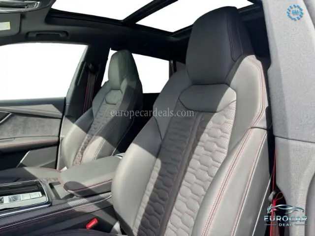 Audi RSQ8